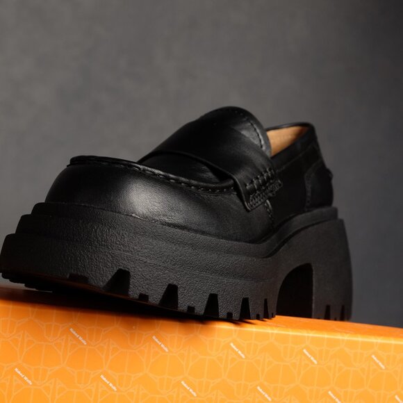 Brand New never worn Naked Wolfe Swish Platform Loafer, sold out - Picture 7 of 12